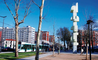 Didier FAUSTINO Tramway Porte d'Ivry Maison de 1m