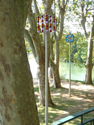 Jean-Michel Othoniel, les Lanternes de Ile Barbe, Rives de Sane